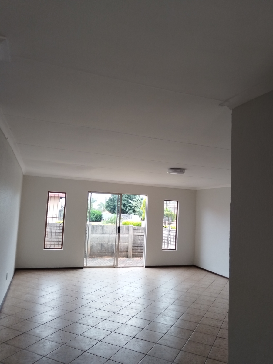 3 Bedroom Property for Sale in The Orchards Gauteng