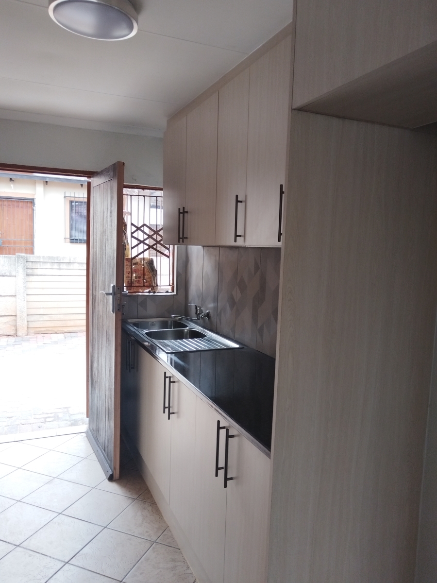 3 Bedroom Property for Sale in The Orchards Gauteng