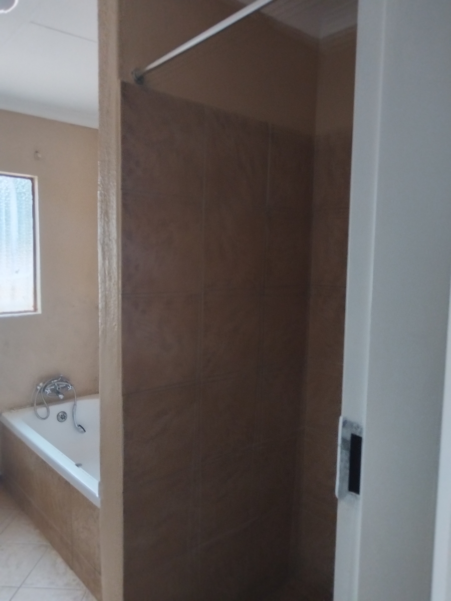 3 Bedroom Property for Sale in The Orchards Gauteng