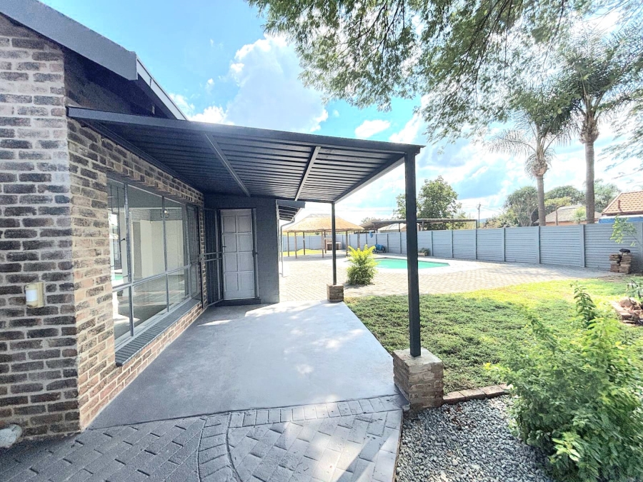 3 Bedroom Property for Sale in Doornpoort Gauteng