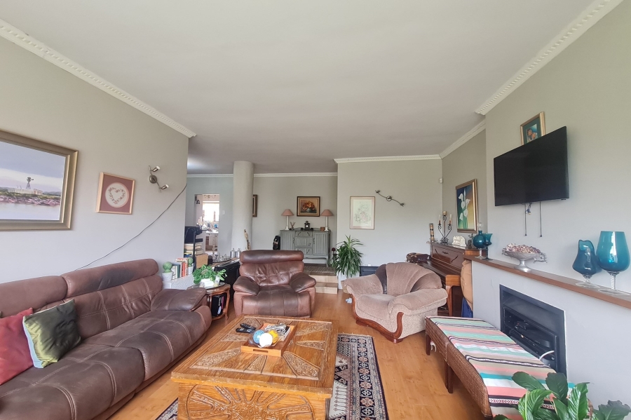 4 Bedroom Property for Sale in Horison Park Gauteng