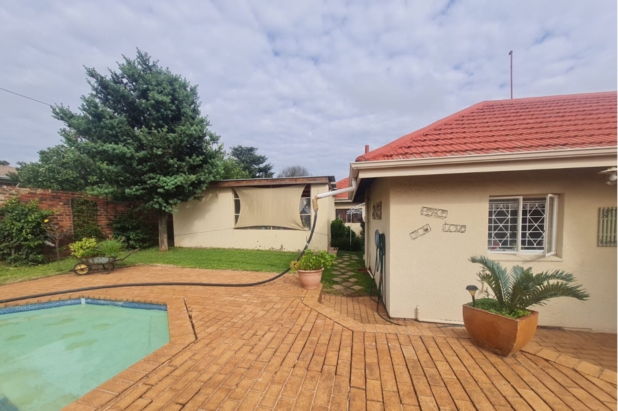 4 Bedroom Property for Sale in Horison Park Gauteng