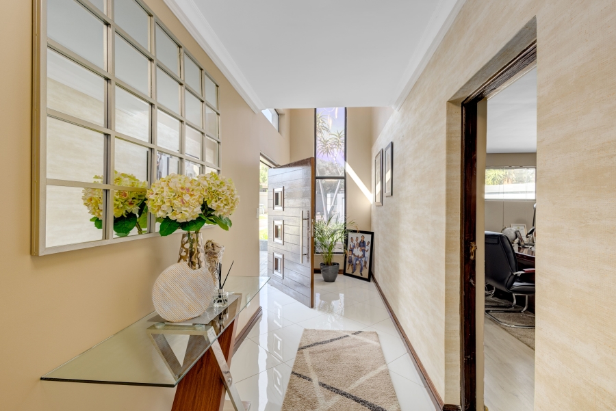 5 Bedroom Property for Sale in Valley View Estate Gauteng