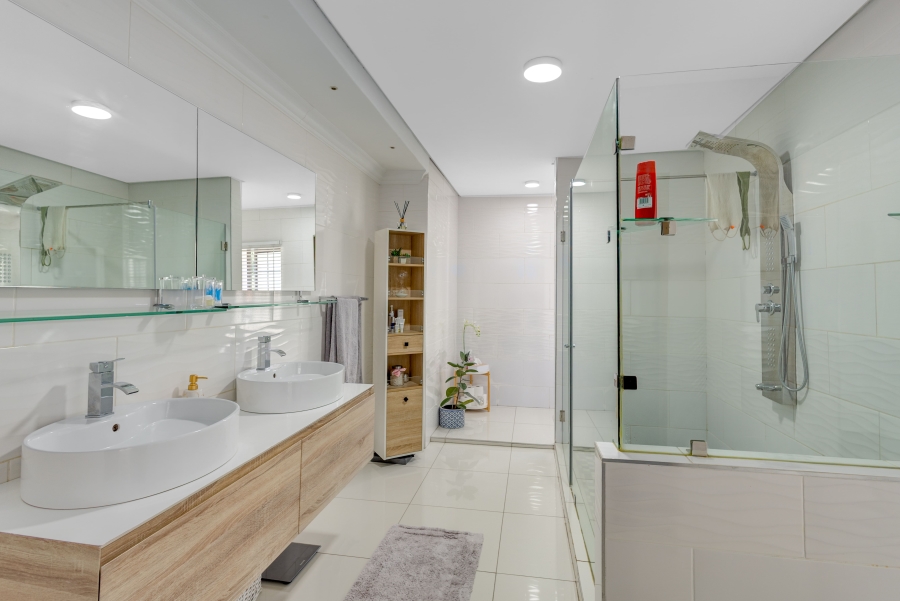 5 Bedroom Property for Sale in Valley View Estate Gauteng