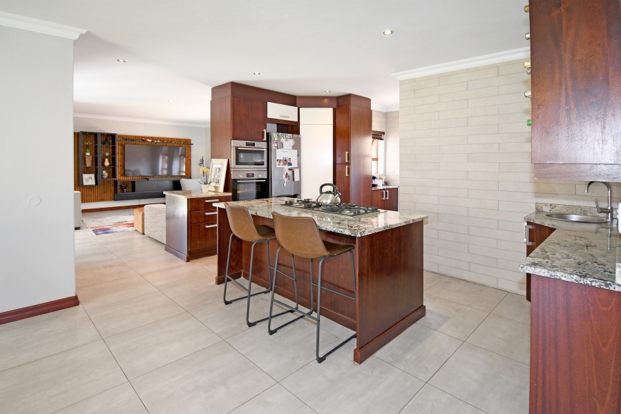 4 Bedroom Property for Sale in Kyalami Gauteng