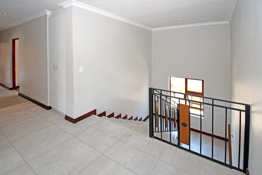 4 Bedroom Property for Sale in Kyalami Gauteng