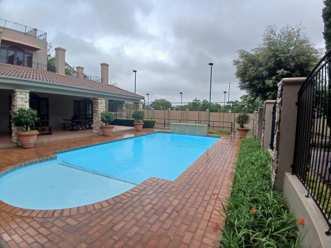 2 Bedroom Property for Sale in Lonehill Gauteng