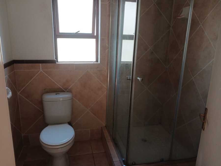 2 Bedroom Property for Sale in Lonehill Gauteng