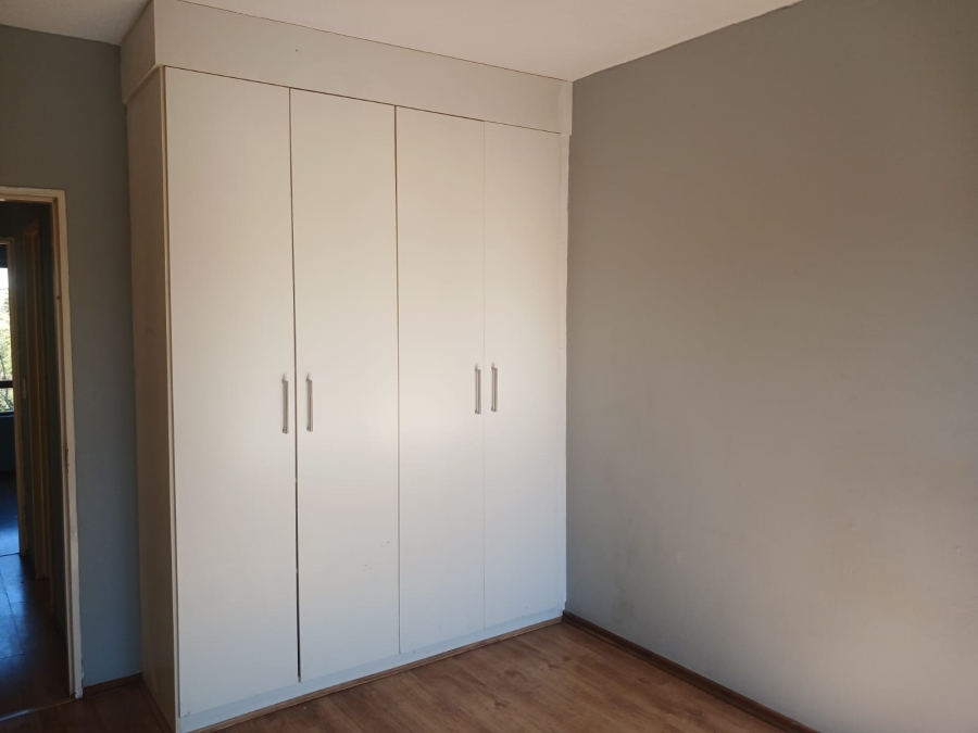 2 Bedroom Property for Sale in Lonehill Gauteng