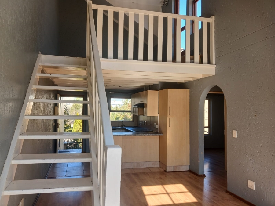 2 Bedroom Property for Sale in Lonehill Gauteng