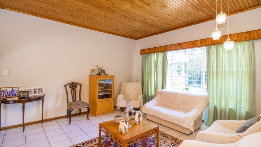 5 Bedroom Property for Sale in Irene Proper Security Estate Gauteng