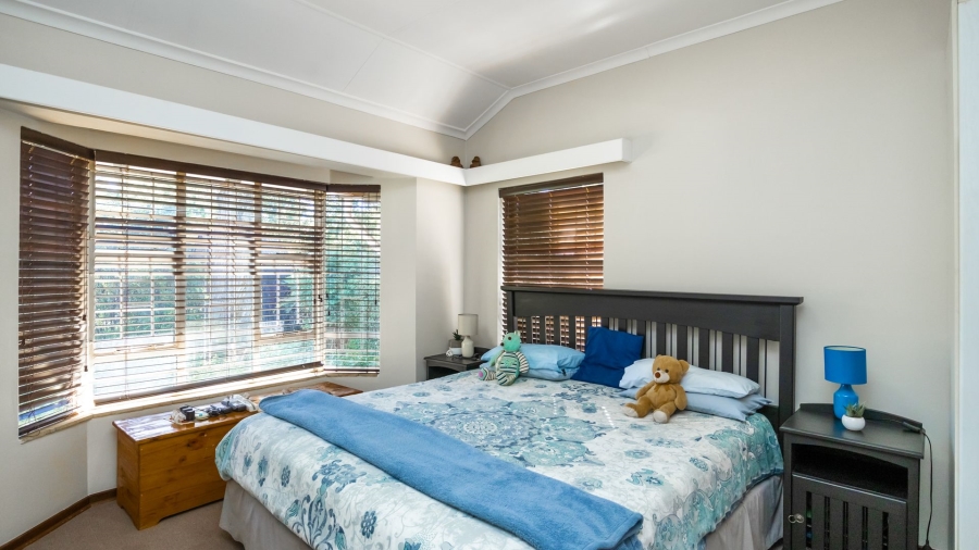 5 Bedroom Property for Sale in Irene Proper Security Estate Gauteng