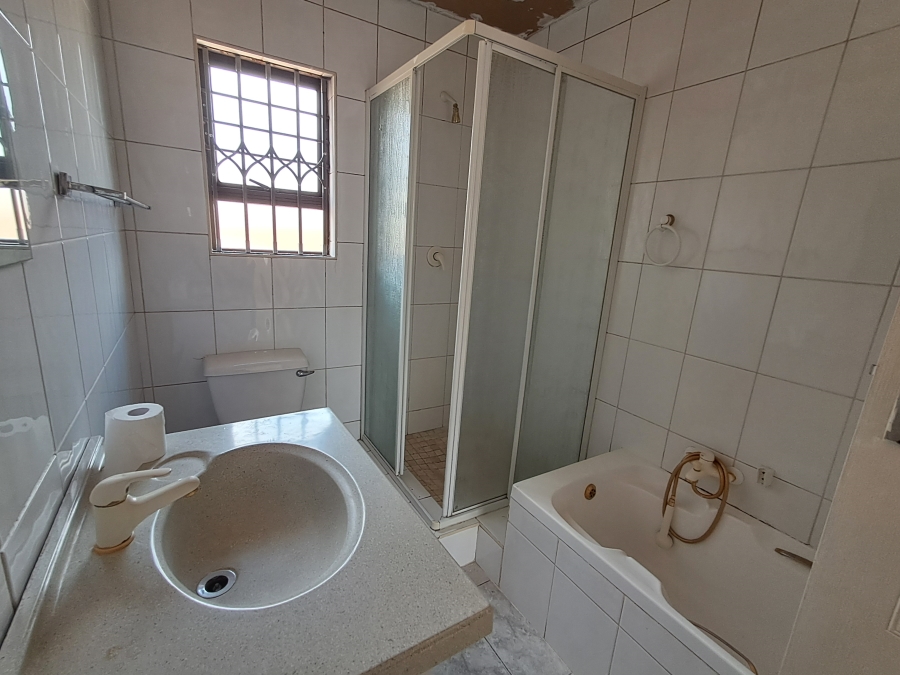 3 Bedroom Property for Sale in Bedford Gardens Gauteng