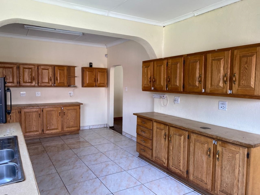 4 Bedroom Property for Sale in Birch Acres Gauteng