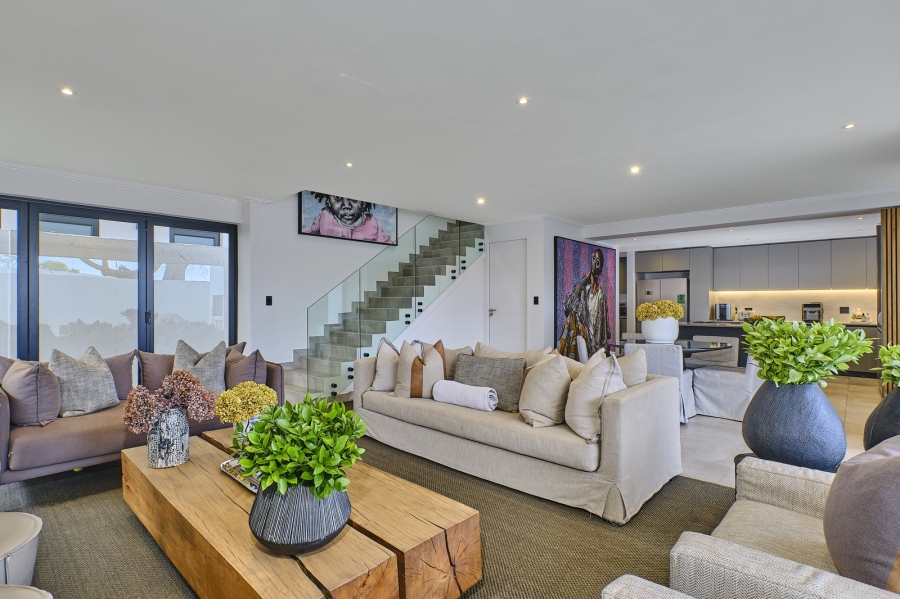 4 Bedroom Property for Sale in Sandhurst Gauteng