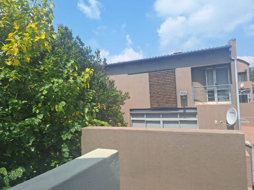 2 Bedroom Property for Sale in Houghton Estate Gauteng