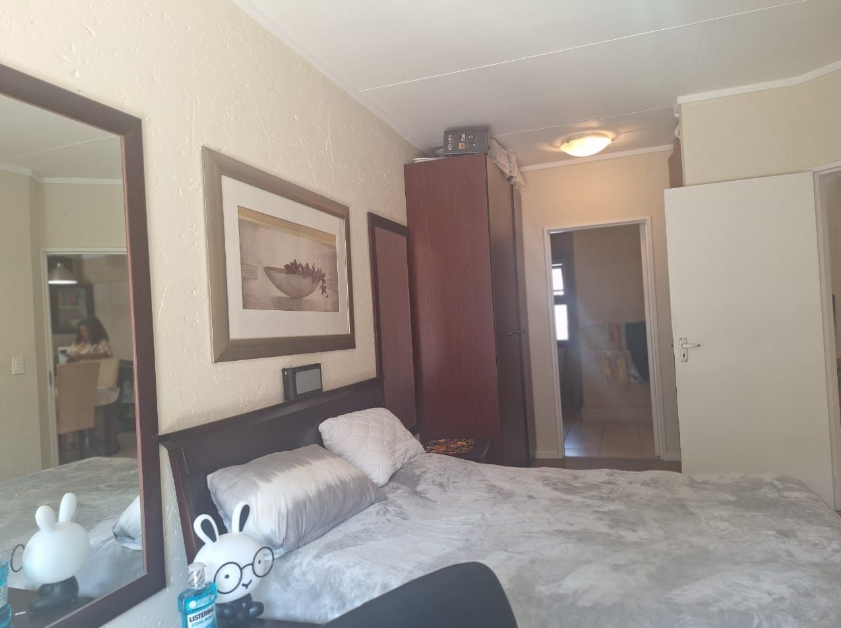 2 Bedroom Property for Sale in Houghton Estate Gauteng