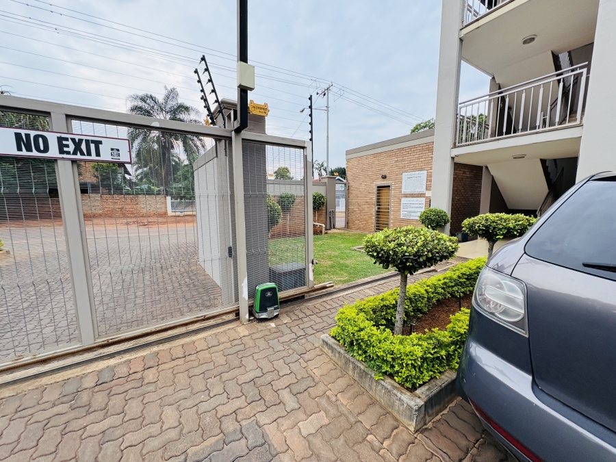 2 Bedroom Property for Sale in Pretoria North Gauteng