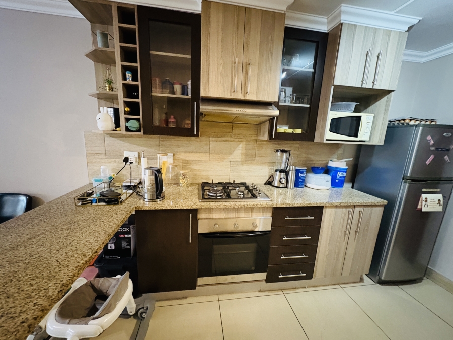 2 Bedroom Property for Sale in Pretoria North Gauteng