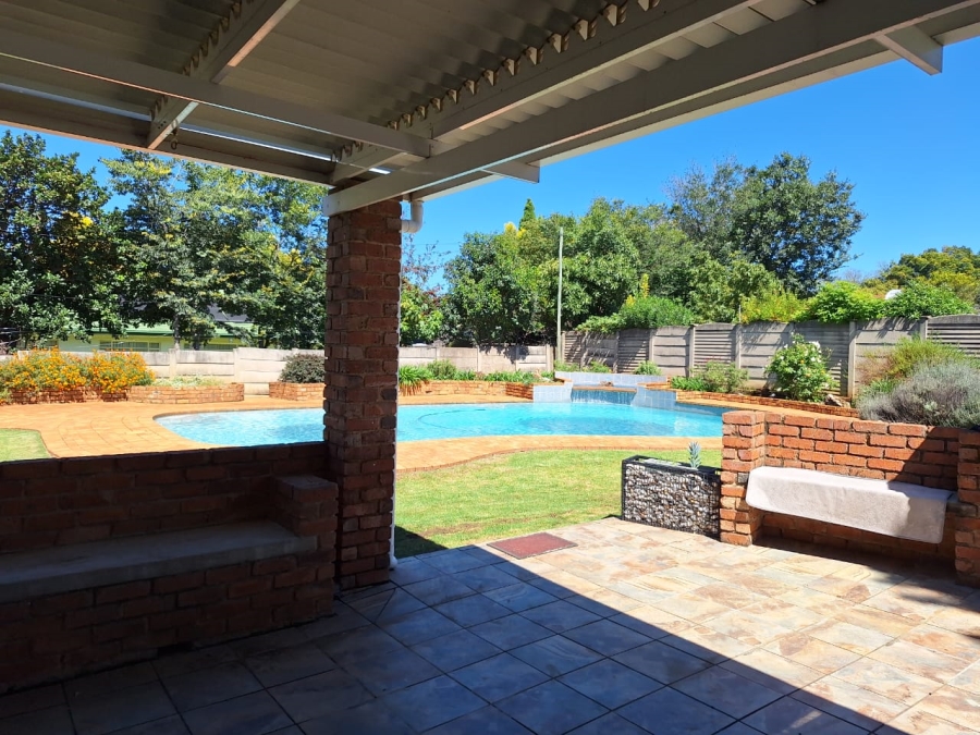 4 Bedroom Property for Sale in Eastleigh Gauteng