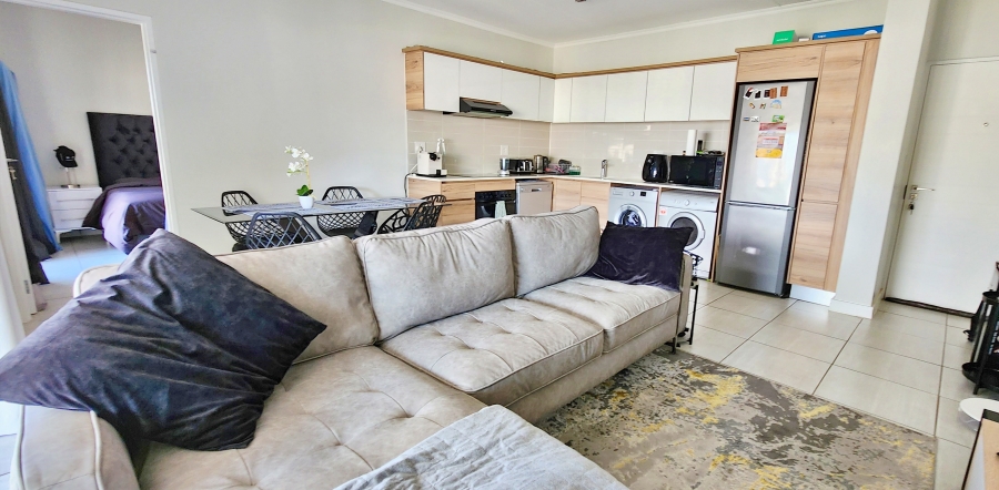 1 Bedroom Property for Sale in Waterfall Gauteng