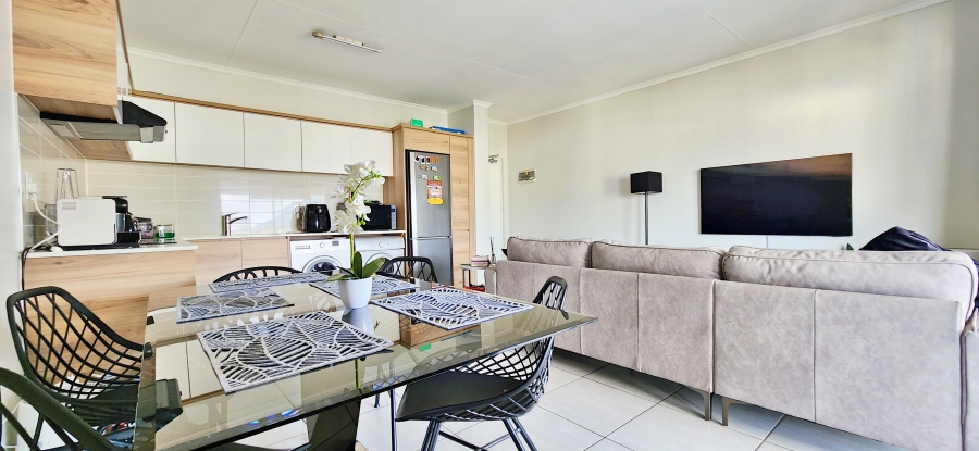 1 Bedroom Property for Sale in Waterfall Gauteng