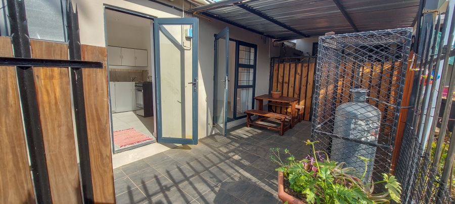 To Let 1 Bedroom Property for Rent in Franklin Roosevelt Park Gauteng