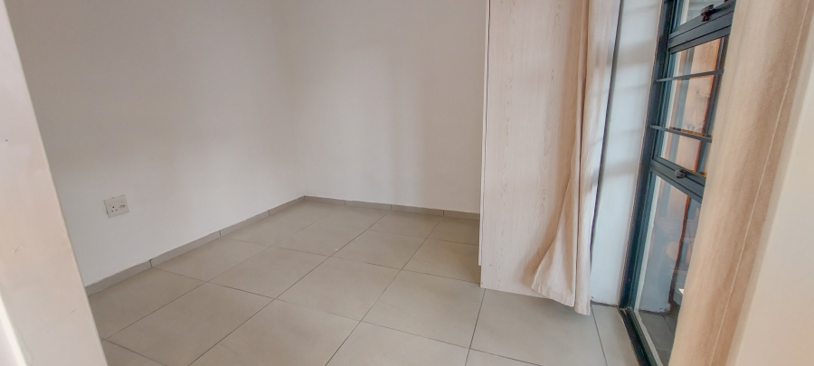 To Let 1 Bedroom Property for Rent in Franklin Roosevelt Park Gauteng
