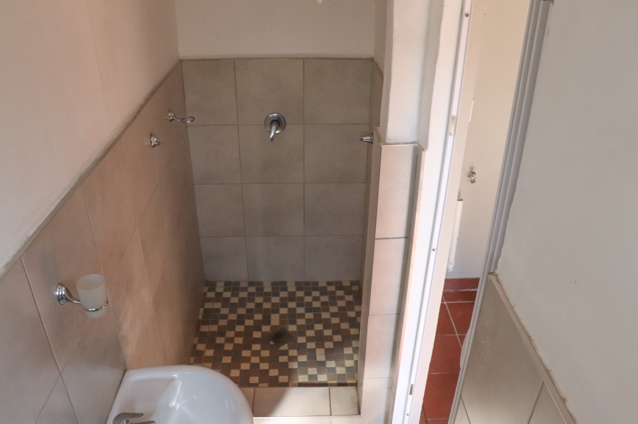 To Let 1 Bedroom Property for Rent in Franklin Roosevelt Park Gauteng