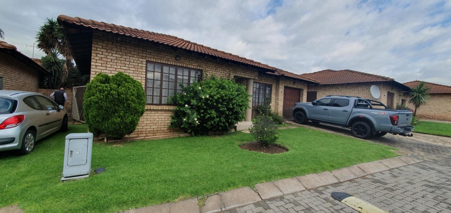 3 Bedroom Property for Sale in New Market Park Gauteng