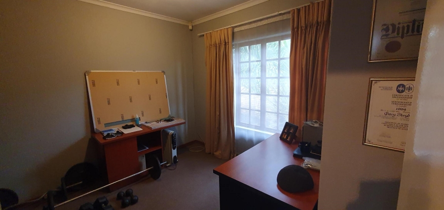 3 Bedroom Property for Sale in New Market Park Gauteng