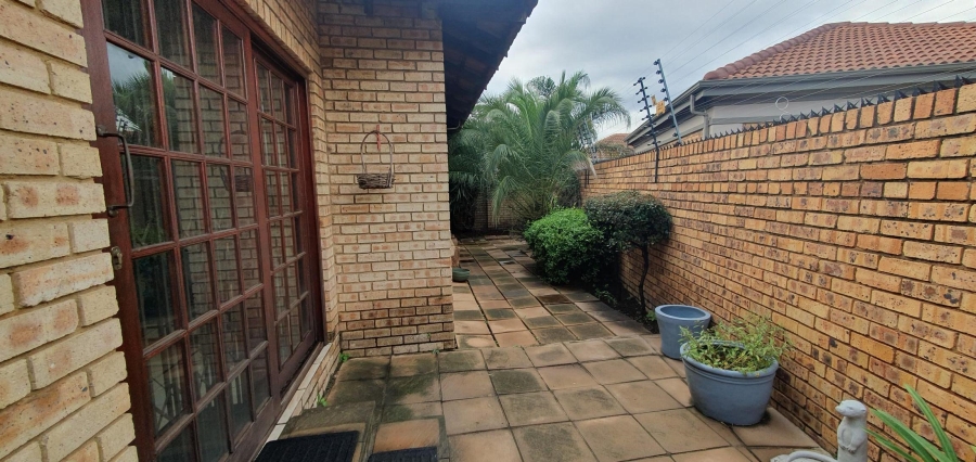 3 Bedroom Property for Sale in New Market Park Gauteng