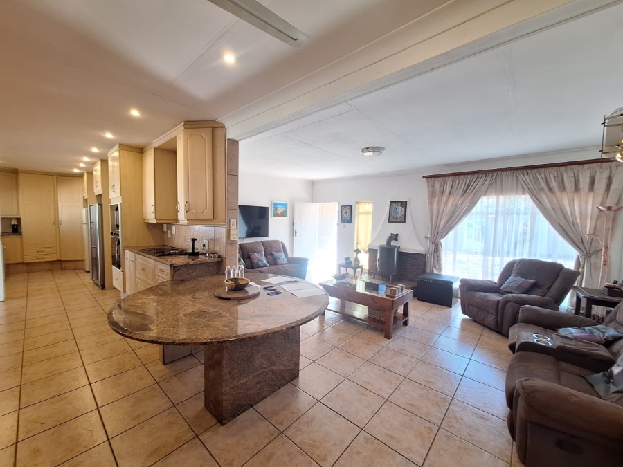 3 Bedroom Property for Sale in Marlands Gauteng