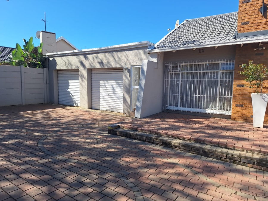 3 Bedroom Property for Sale in Marlands Gauteng