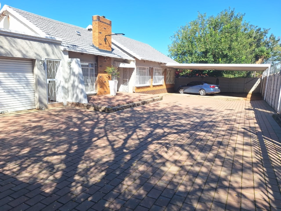 3 Bedroom Property for Sale in Marlands Gauteng