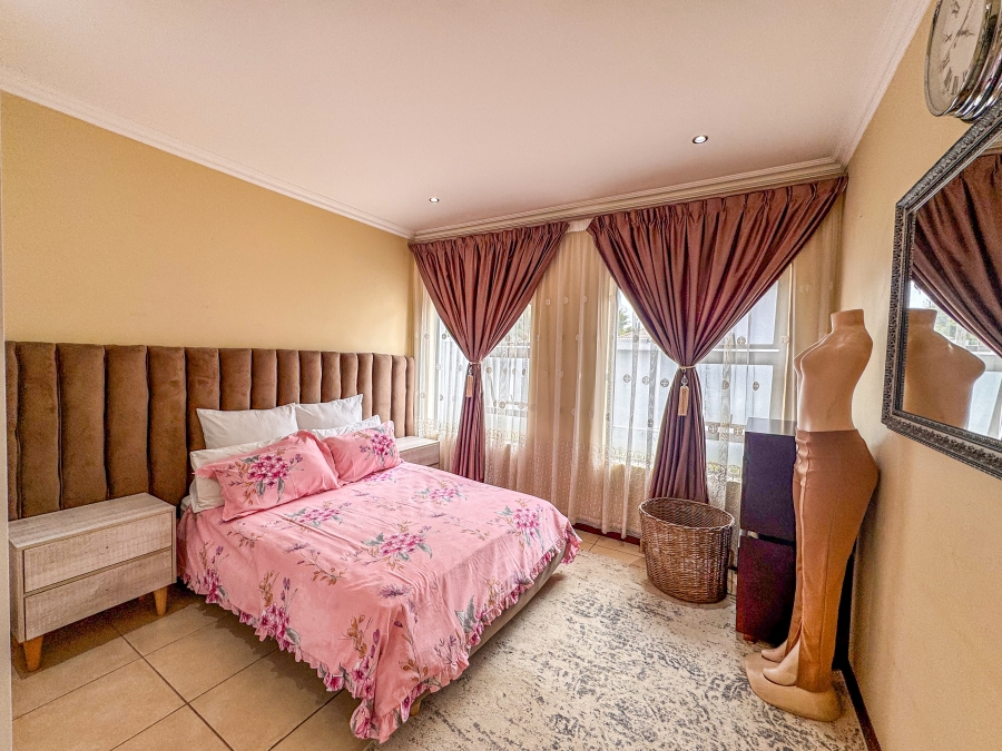 4 Bedroom Property for Sale in Willow Acres Gauteng