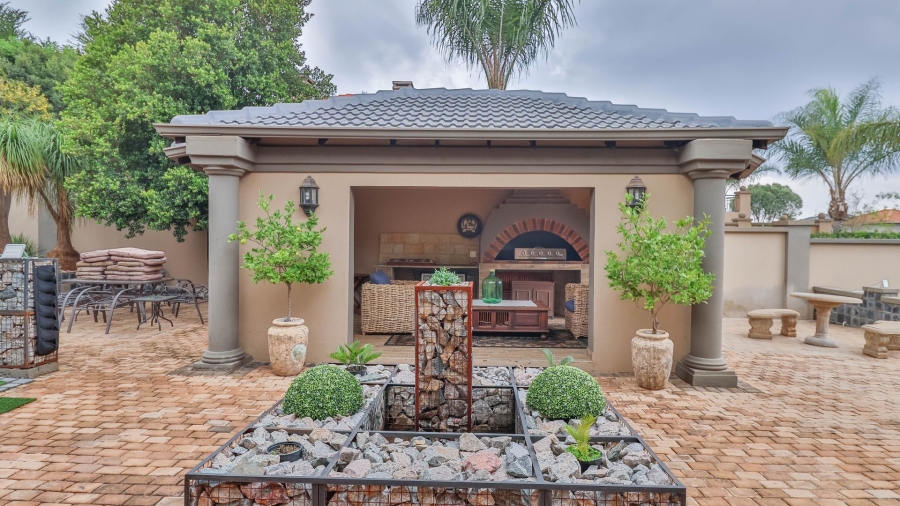 5 Bedroom Property for Sale in Irene Farm Villages Gauteng