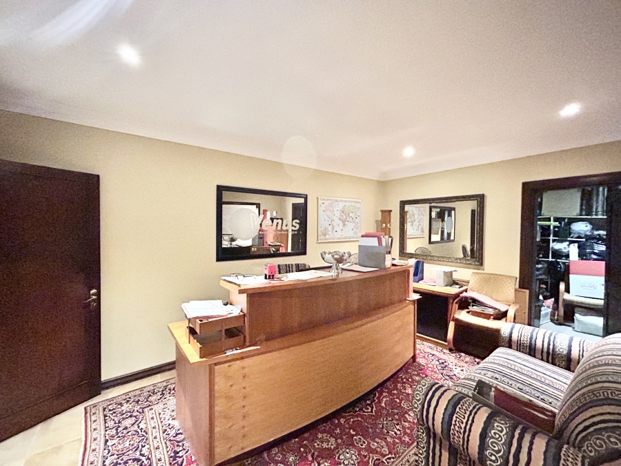 6 Bedroom Property for Sale in Blue Valley Golf Estate Gauteng