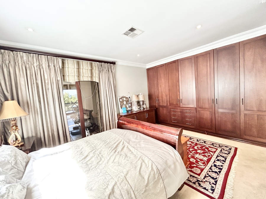 6 Bedroom Property for Sale in Blue Valley Golf Estate Gauteng