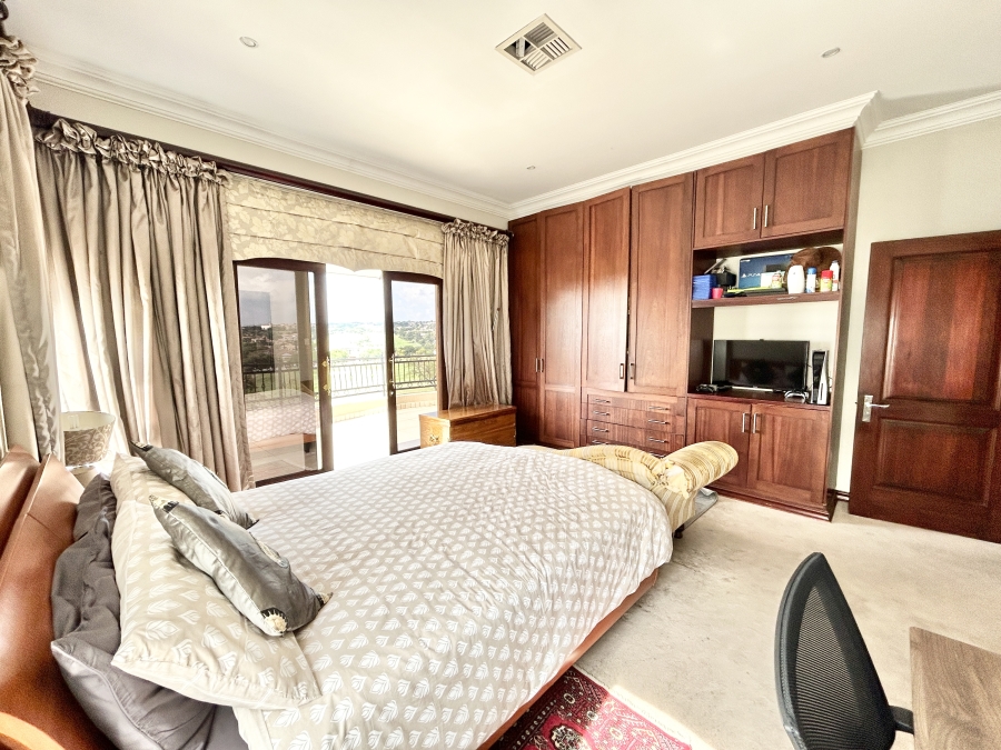 6 Bedroom Property for Sale in Blue Valley Golf Estate Gauteng