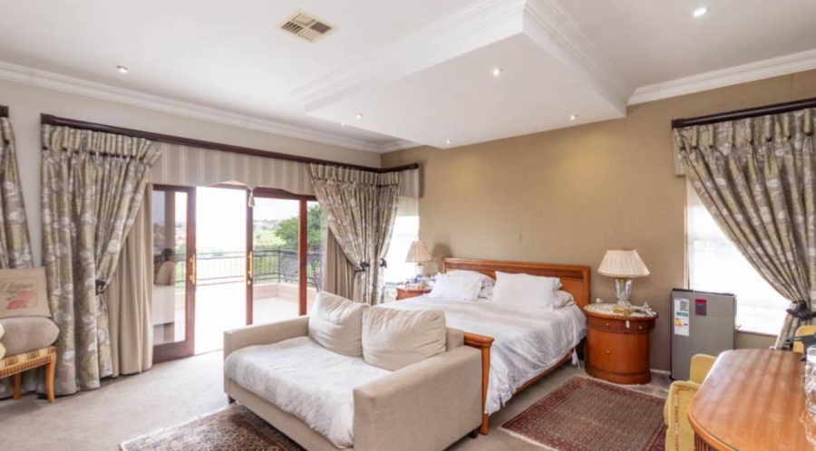 6 Bedroom Property for Sale in Blue Valley Golf Estate Gauteng