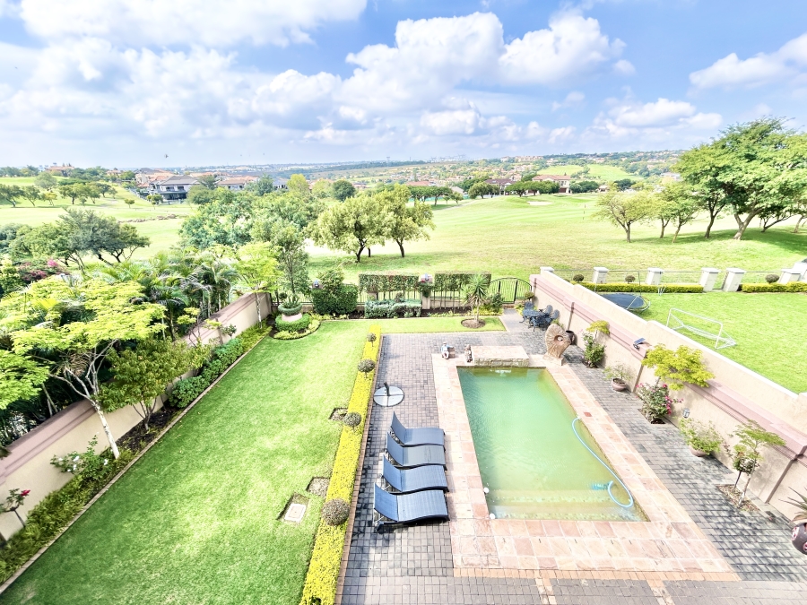 6 Bedroom Property for Sale in Blue Valley Golf Estate Gauteng