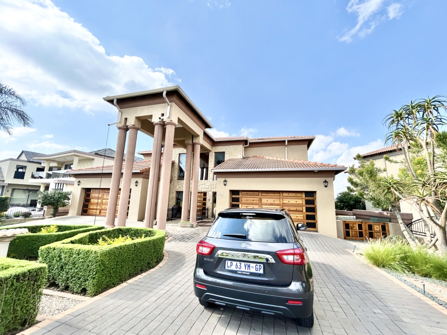 6 Bedroom Property for Sale in Blue Valley Golf Estate Gauteng