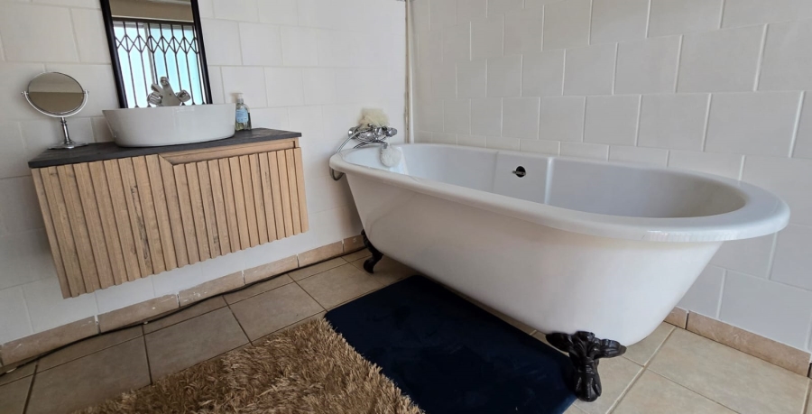 3 Bedroom Property for Sale in Lyttelton Manor Gauteng