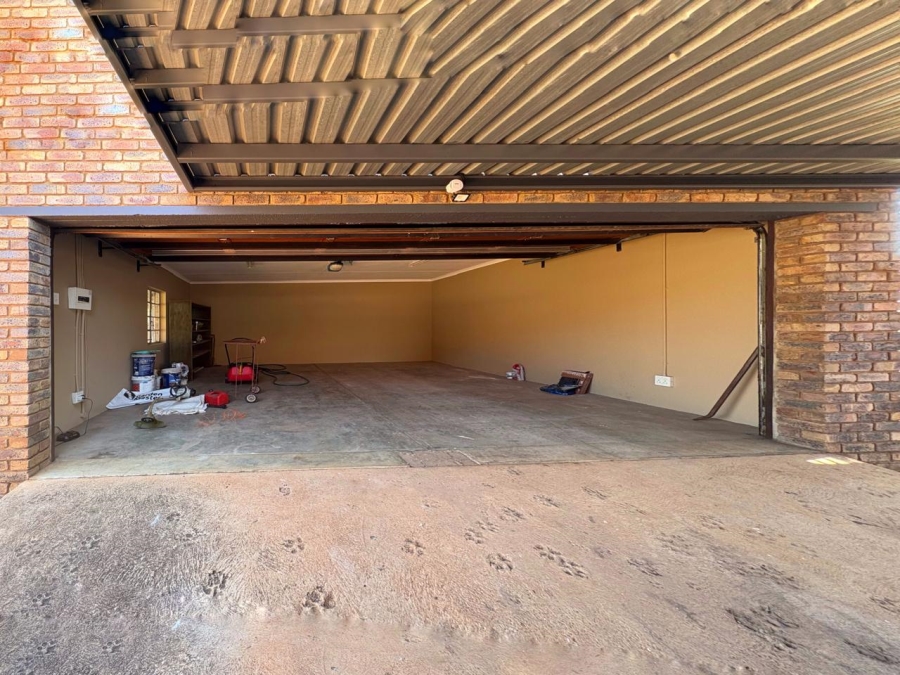 4 Bedroom Property for Sale in Wonderboom Gauteng