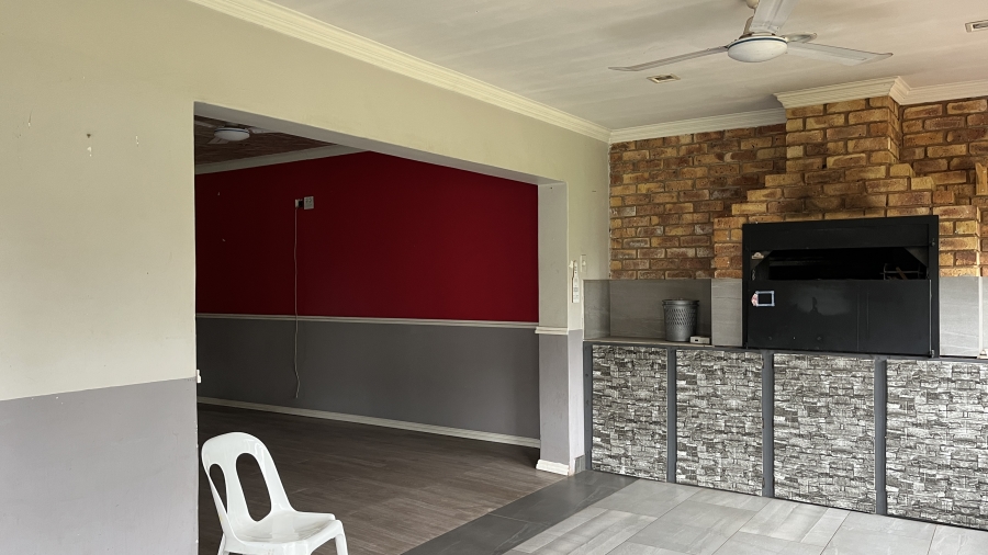 3 Bedroom Property for Sale in Elspark Gauteng