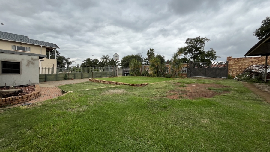 3 Bedroom Property for Sale in Elspark Gauteng