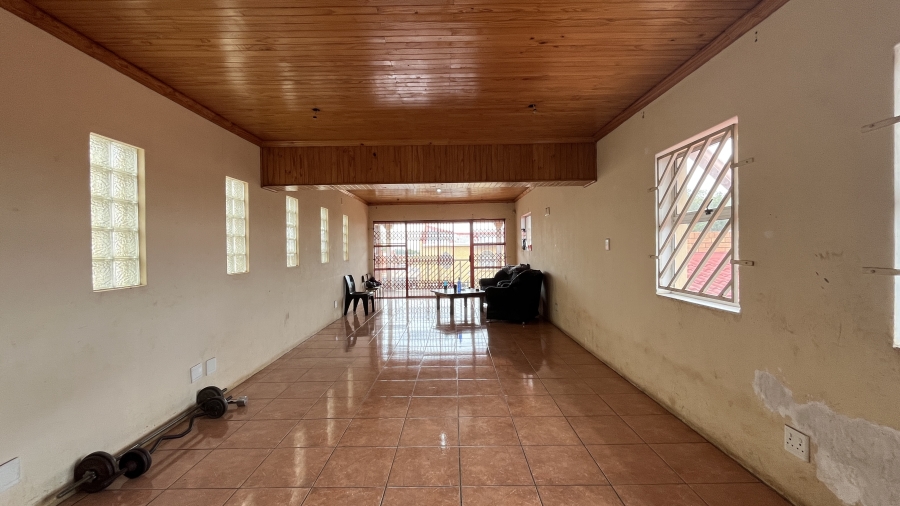 3 Bedroom Property for Sale in Lenasia South Gauteng