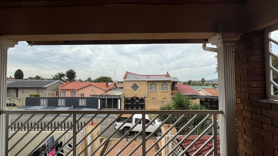 3 Bedroom Property for Sale in Lenasia South Gauteng