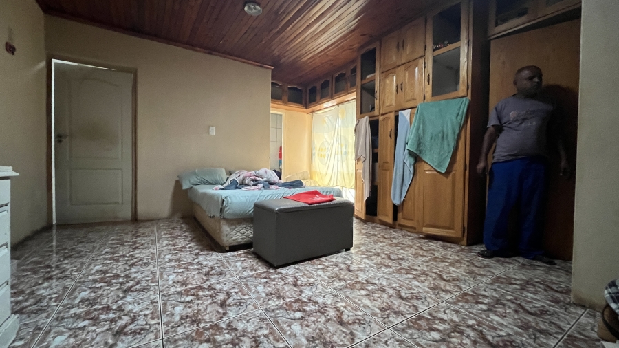 3 Bedroom Property for Sale in Lenasia South Gauteng